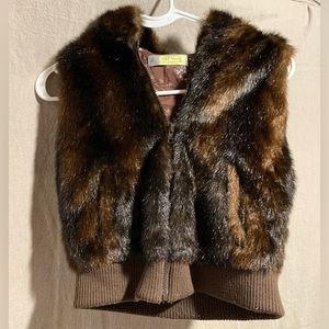 Old Navy faux fur vest- girls